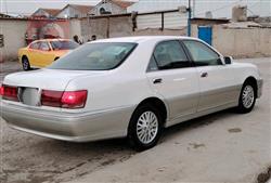 تۆیۆتا کراون